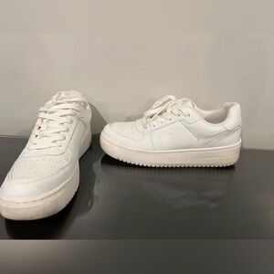 Wild fable tennis shoes